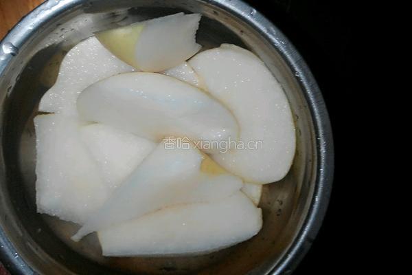 冰糖梨水的做法图解2