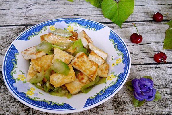 丝瓜炒豆腐的做法图解9