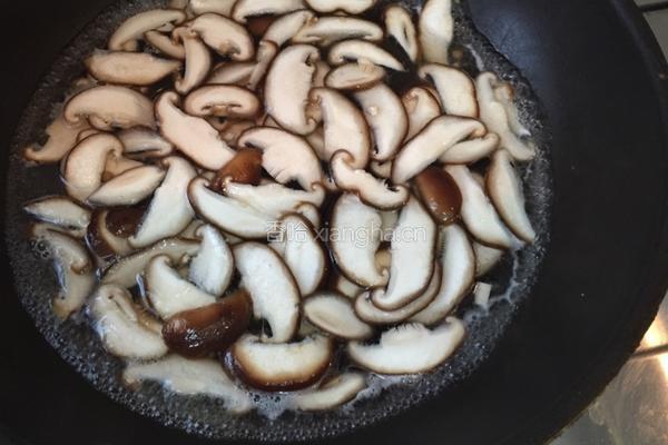 胡萝卜炒牛肉的做法图解4