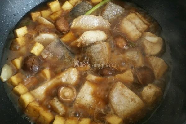 豆腐烧鲢鱼的做法图解9