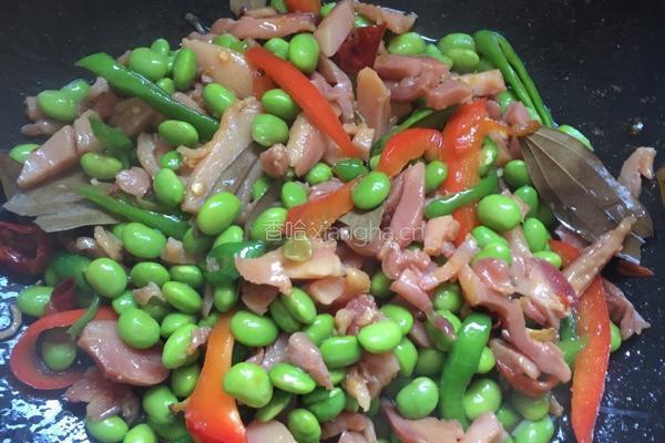 辣鸡腿炒青豆的做法图解5