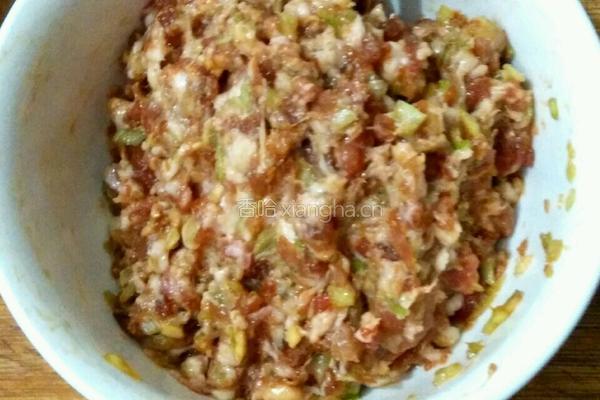 肉末蛋饺的做法图解2