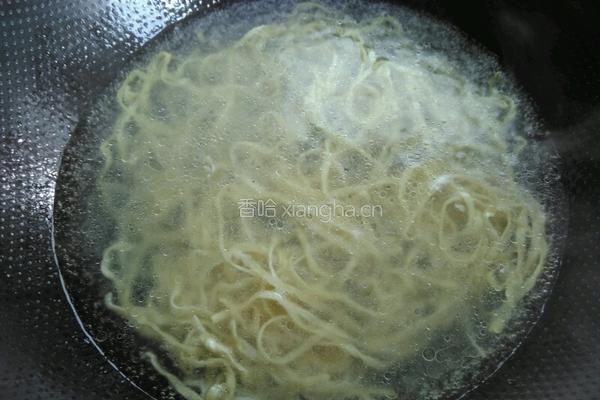 葱油鸡丝拌面的做法图解5