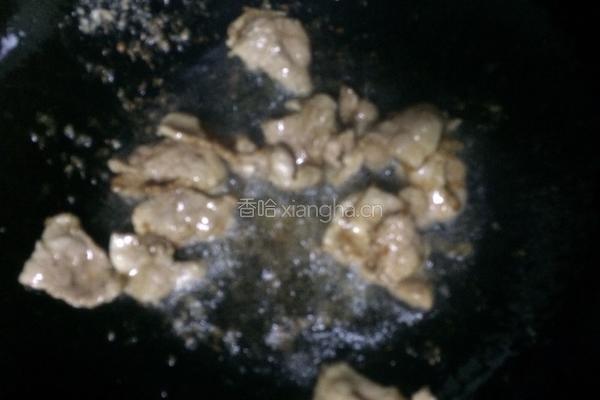 血豆腐肉片炒青蒜的做法图解7