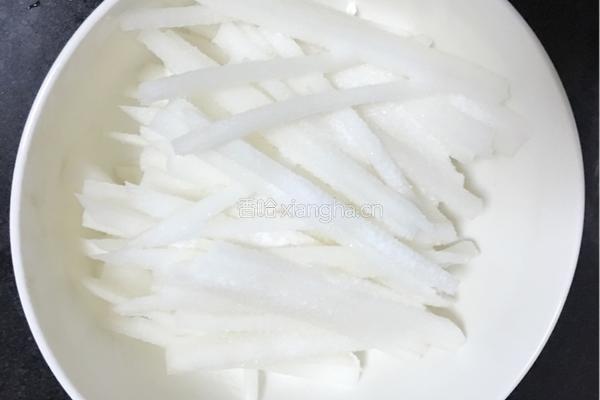 腌萝卜条的做法图解2