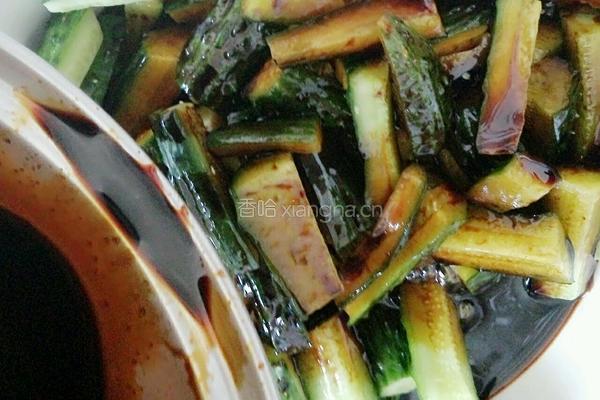秘制腌黄瓜的做法图解6