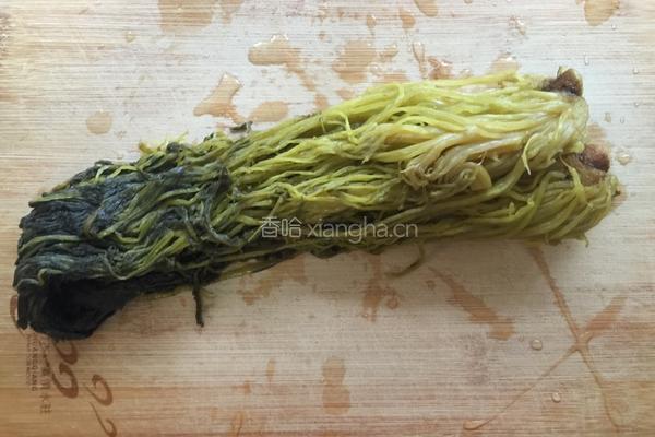 雪菜肉丝面的做法图解1