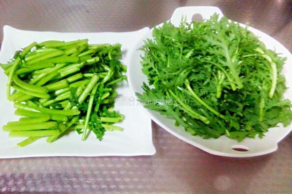 清炒茼蒿的做法图解2