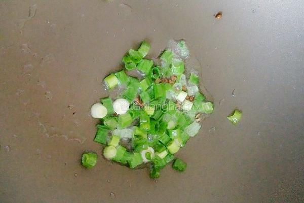 黄瓜肉片汤的做法图解5