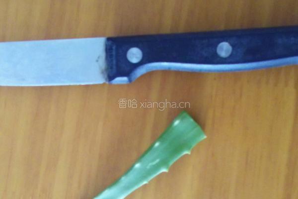 自制芦荟茶的做法图解2