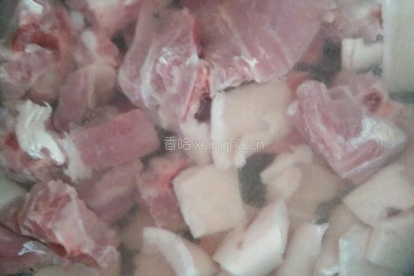土茯苓山药排骨汤的做法图解3