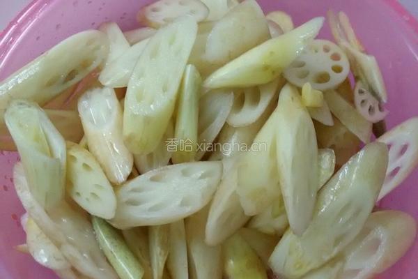 酸辣藕尖的做法图解2