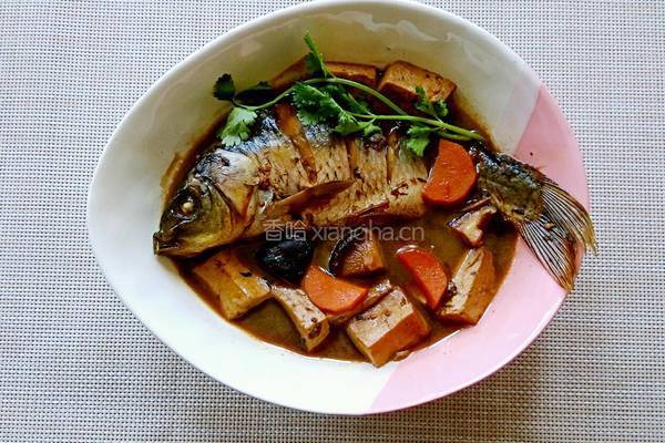 鲤鱼炖豆腐的做法图解8