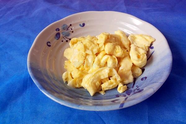 虾仁炒鸡蛋的做法图解8