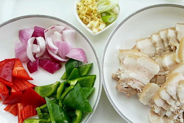 青椒回锅肉的做法图解5