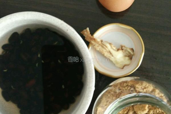 当归黑豆煮鸡蛋的做法图解1