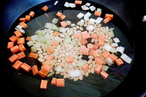凉拌酸辣黄豆的做法图解3