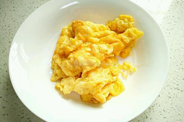 毛豆炒鸡蛋的做法图解7