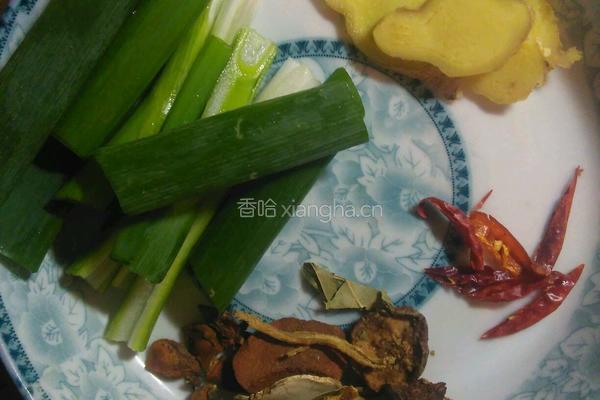 卤水鸡爪的做法图解3