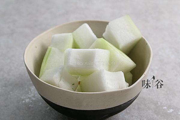 排骨炖冬瓜的做法图解4