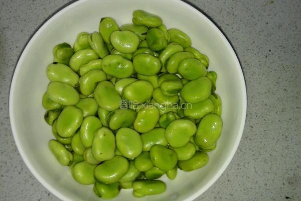 油焖豆的做法图解1