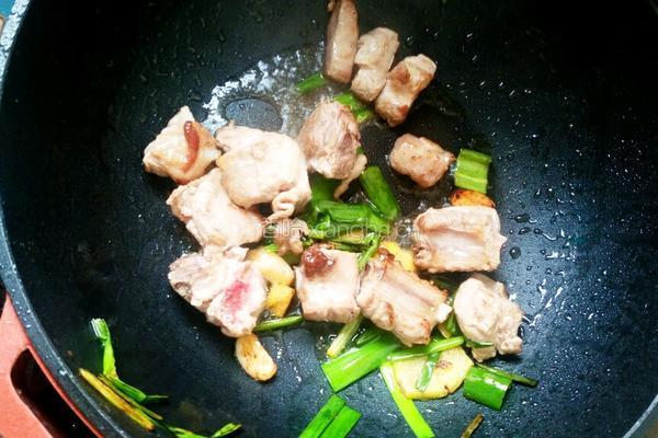 烧排骨炖土豆的做法图解9