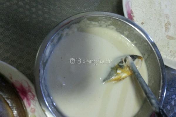 炸小黄鱼的做法图解6