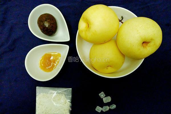川贝雪梨膏的做法图解1