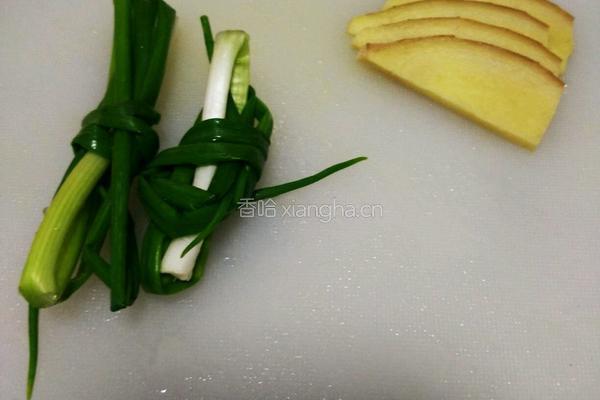 鲶鱼炖豆腐的做法图解5