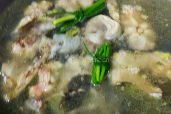 鱼炖豆腐的做法图解8