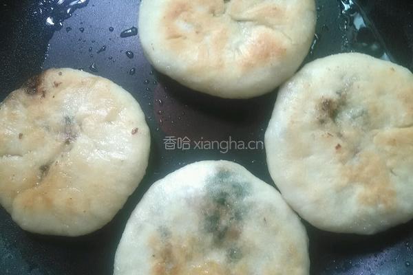 油渣韭菜馅饼的做法图解9