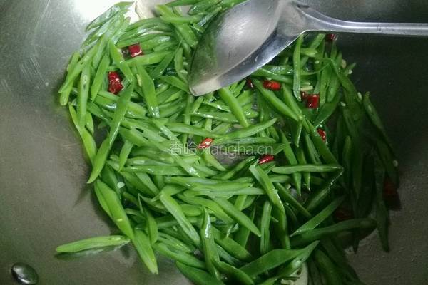 干煸芸豆丝的做法图解6