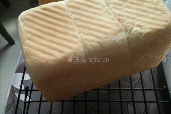 经典奶香土司的做法图解5