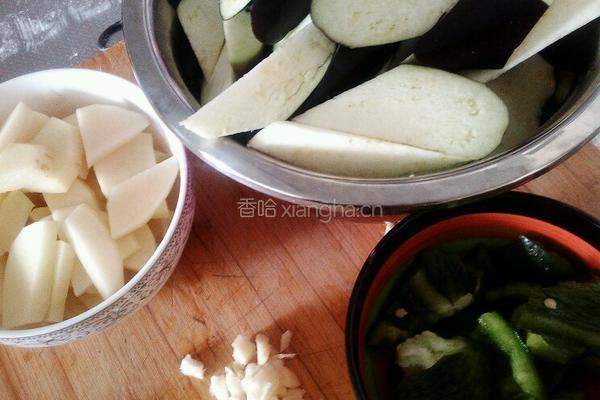 东北地三鲜的做法图解2
