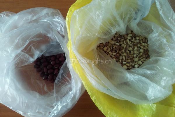 自制红豆薏米粉的做法图解1