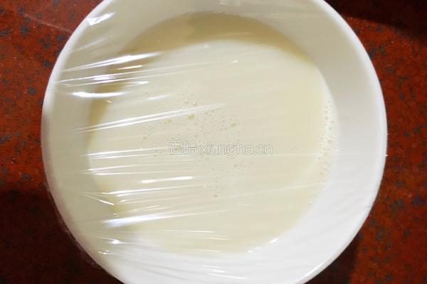 蜜豆双皮奶的做法图解5