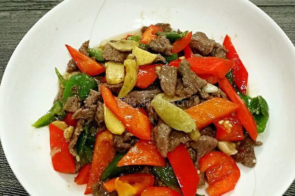 野山椒炒牛肉的做法图解5