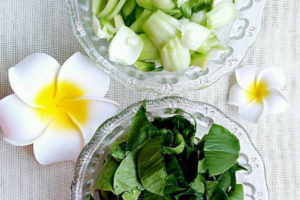 小白菜豆腐汤的做法图解3