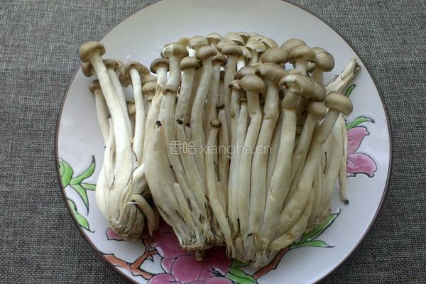 干炸蘑菇的做法图解1