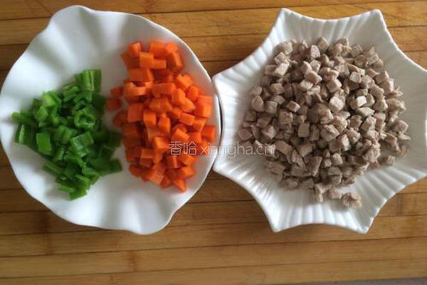 孜然羊肉粒的做法图解4