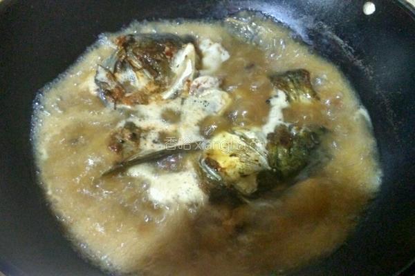 豆腐烧鲢鱼的做法图解6