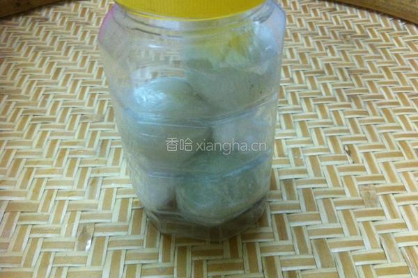 快速腌咸鸭蛋的做法图解4