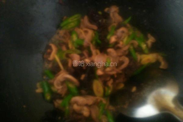 尖椒爆炒鸡胗的做法图解5