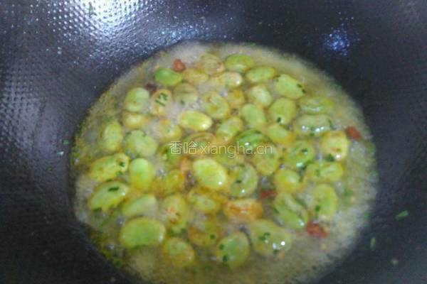 葱炒蚕豆的做法图解6