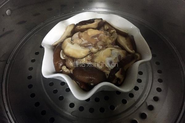 香菇蒸鸡腿肉的做法图解6