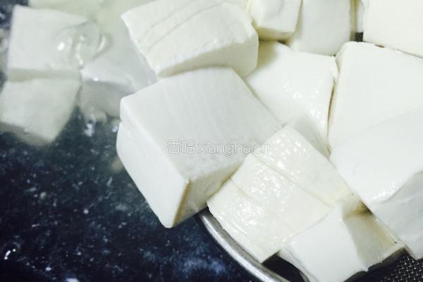大葱炒豆腐的做法图解4