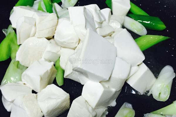 大葱炒豆腐的做法图解6
