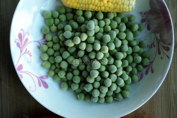 素炒青豆的做法图解1