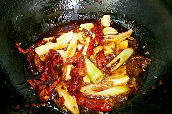 秘制麻辣小龙虾的做法图解7