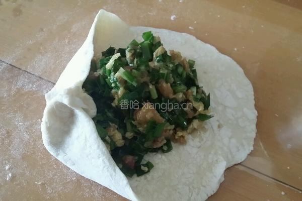 韭菜鸡蛋馅麦穗包子的做法图解12